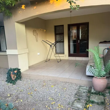 Quiet, Very Specious Apartment in Dainfern