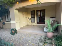 Quiet, Very Specious Apartment in Dainfern Hotel in zona Dainfern