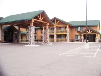 Shell Lake Lodge, a Travelodge by Wyndham
