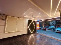 FabHotel Luxury Inn Near Adarsh Nagar Metro