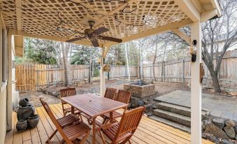 Backyard Oasis Close to Town Fast Wi-fi Quiet