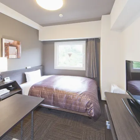 Hotel Route-Inn Saiki Ekimae