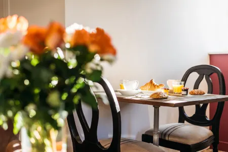 La Maison des Courtines Отели в г. Шоре-Ле-Бон