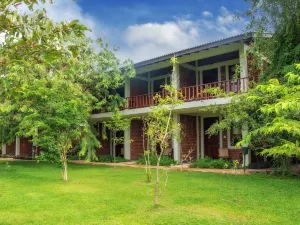 Camellia Resort and Spa