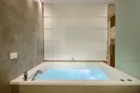 Hotel Polo - Hot Tub