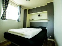 Chalet with Veranda Near Drunense Dunes Hotels in Tilburg