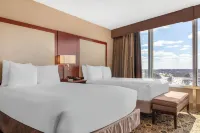 Radisson Hotel Southfield-Detroit Hotels in der Nähe von Alpine Driving School Inc