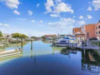 Madeira Bay Resort I 1505 Hotels in Madeira Beach