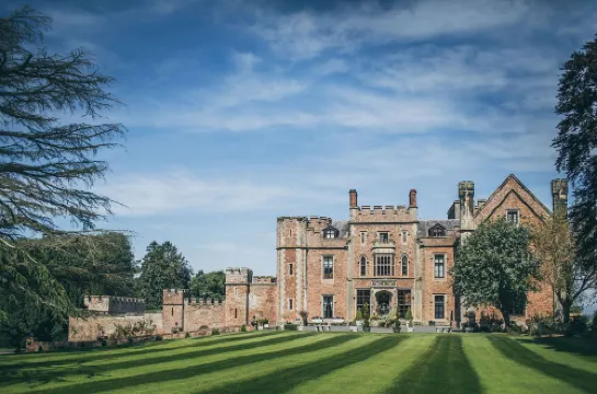 Rowton Castle - Bars