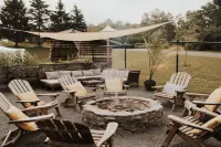 Firelight Camps Отели в г. Ньюфилд