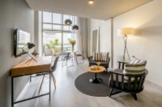 蒙塔內塞斯高端公寓