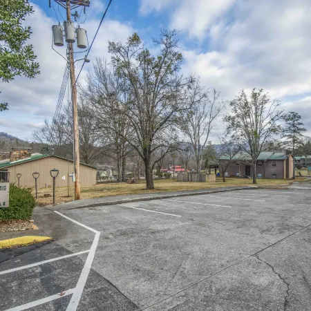 Tremont Lodge & Resort