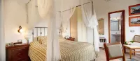 Hotel Del Borgo Hotels near Via XXV Aprile