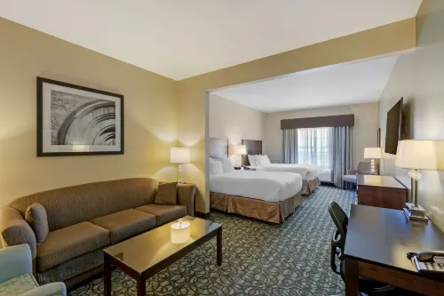 Best Western Plus Walkerton Hotel  Conference Centre Hotels in Hanover