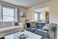 Charming 3-bedroom house in peaceful Houston IAH with AC, WiFi Cypress Trails騎馬遊覽附近的飯店
