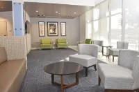 Holiday Inn Express & Suites ORLANDO SOUTHEAST by IHG