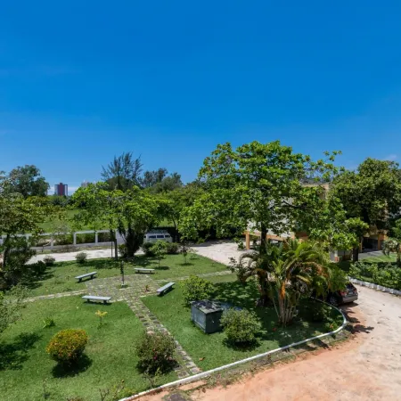 2 km from Praia da Alvorada Near Barra Shopping Am203 Отели рядом с достопримечательностью «Барра-да-Тижука»