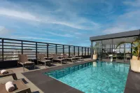 Courtyard by Marriott Casablanca Downtown - 수영장
