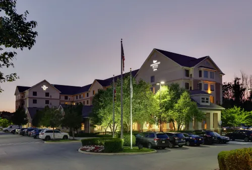 هوموود سويتس باي هيلتون هاجرستاون فنادق في هاجرزتاون