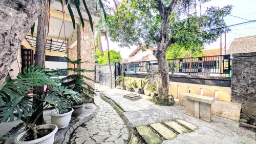 Green Surabaya Homey Syariah - 2-Star