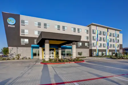 Tru by Hilton Grand Prairie Dallas