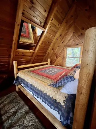 New Hot Tub & Trailer Parking @ Cliff Eagle Отели рядом с достопримечательностью «Daniel Boone Campground in Red River Gorge»