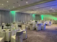 머큐어 타궁스- & 란트호텔 크레펠트