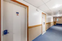 Fall Line W212 Hotels in Newry