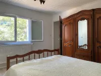 Villa Avec Terrasse et Jardin Hotels in Saint-Mitre-les-Remparts