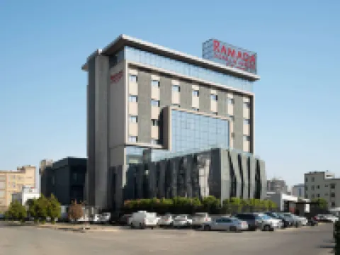 Ramada Hotel & Suites by Wyndham Erbil 32 Park Hotels in Erbil