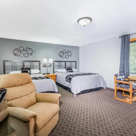 Super 8 by Wyndham Deadwood/Black Hills Area