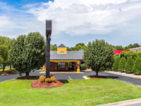 Quality Inn Hotels in Stanly County
