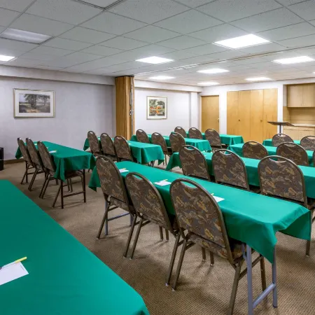 Days Inn by Wyndham Vineland