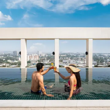 DoubleTree by Hilton Pune - Chinchwad Hotels near Pimpri