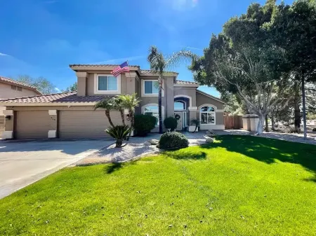 Fantastic Family Fun 5BR w Pool/Spa in Gilbert