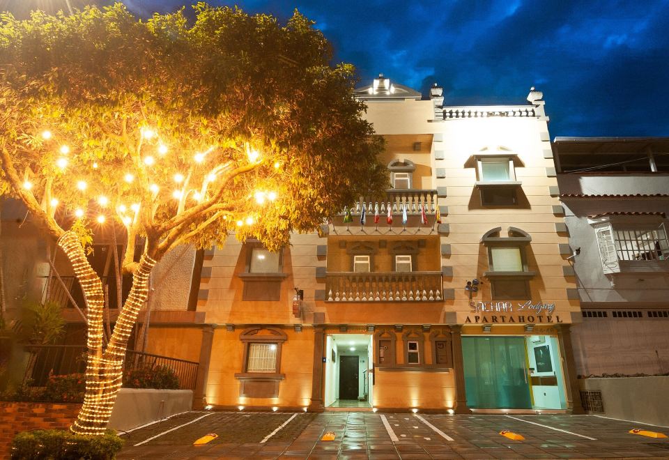 hotel overview picture