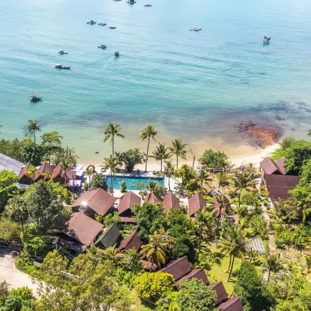 Mai Phuong Resort Phu Quoc Отели рядом с достопримечательностью «Van beach»