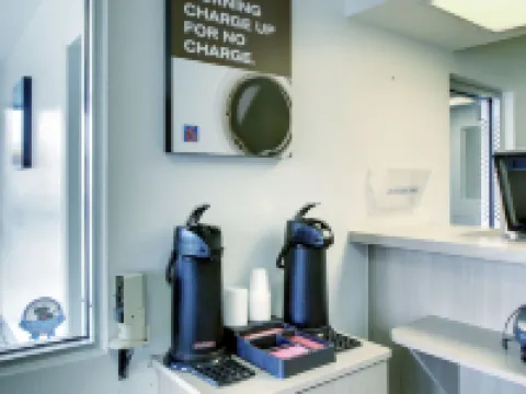 Motel 6 Everett, WA - North Hotels in Everett