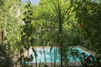 Riad Jardin des Biehn - สระว่ายน้ำแบบอินฟินิตี้