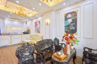 Queen's Motel Hotels in Vy Da