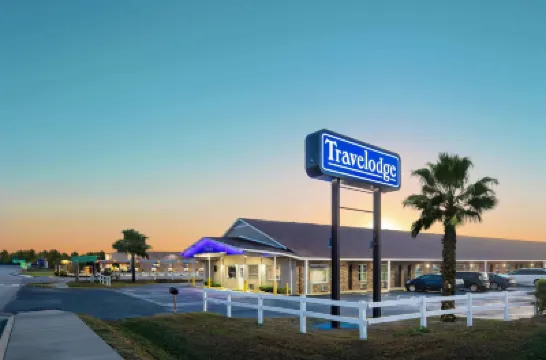 Travelodge by Wyndham Orangeburg Hotels in Orangeburg County