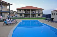 Pinnacles Edge Resort Hotels in Cervantes