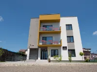 Clement Apartments - 3-Star