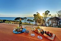 Freycinet Coastal Retreat Hoteles en Coles Bay