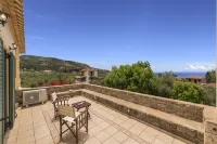 Lavender Garden Retreat - Secluded Seaside Getaway