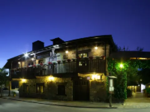 Moncloa de San Lázaro Hoteles en Cacabelos