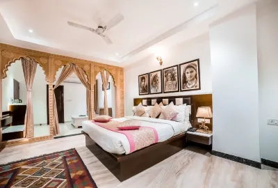 Hotel Radhika Отели рядом с достопримечательностью «Bada Bagh»