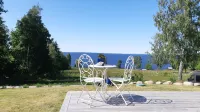 Peaceful Lakeview Retreat in Swedish Nature - homestay
