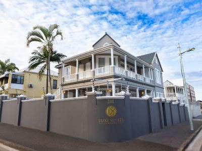 Luxe Suites Boutique Hotel