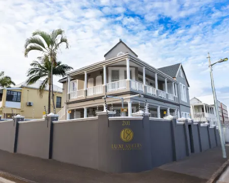 ラックス スイーツ ブティック ホテル ベレアのホテル